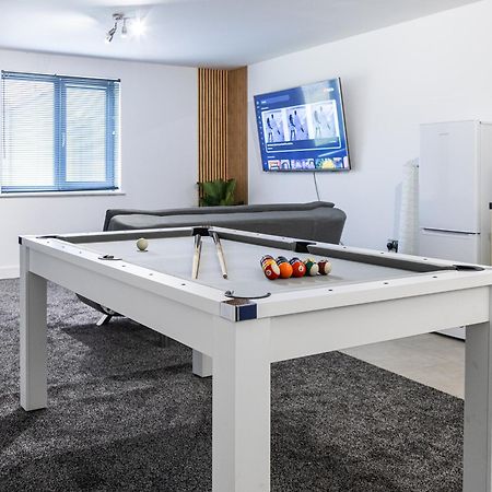 Spacious Ground Floor Apt Near Old Trafford Stadium แมนเชสเตอร์ ภายนอก รูปภาพ