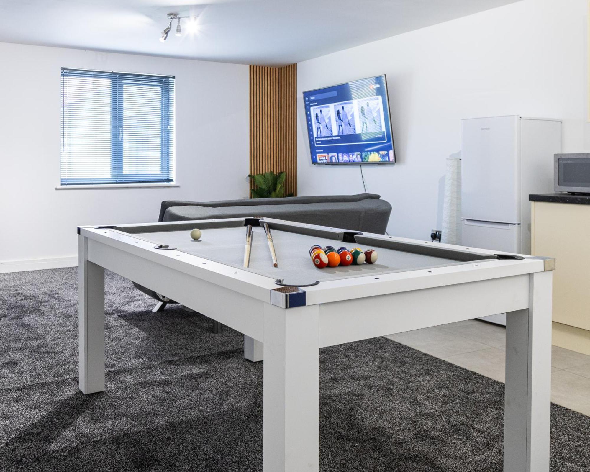 Spacious Ground Floor Apt Near Old Trafford Stadium แมนเชสเตอร์ ภายนอก รูปภาพ